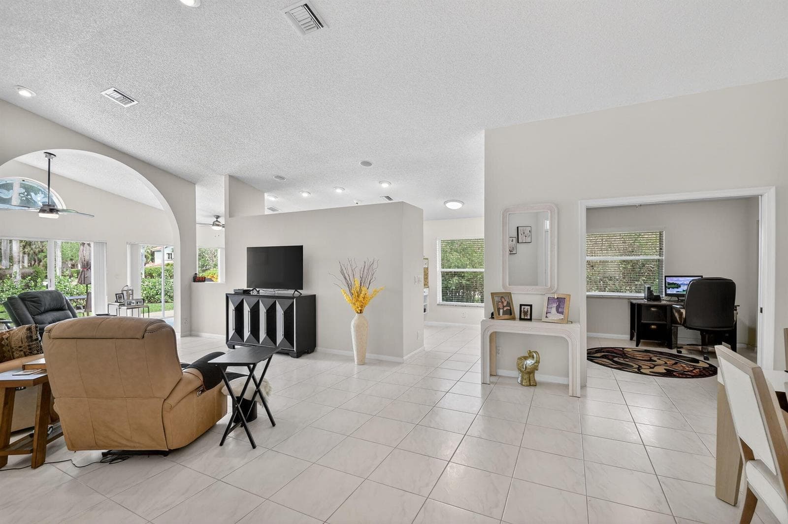 9718 Harbour Lake Circle, Boynton Beach, FL 33437 photo 3