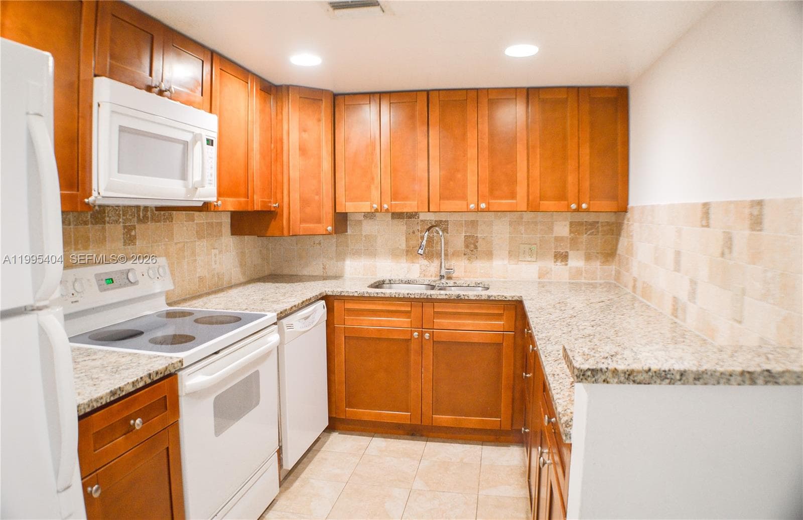 733 SE 1st Way # 206, Deerfield Beach, FL 33441 photo 2
