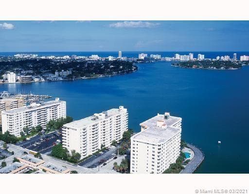 7501 E Treasure Dr # 8A, North Bay Village, FL 33141 photo 2