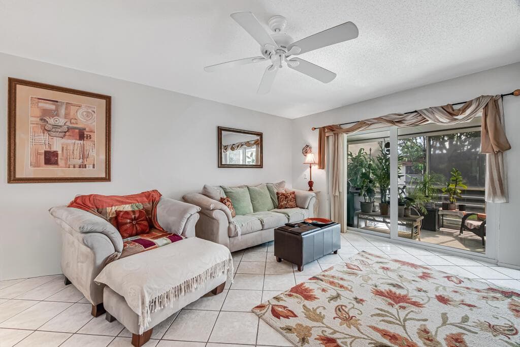 12022 W Greenway Drive # 204, Royal Palm Beach, FL 33411 photo 3