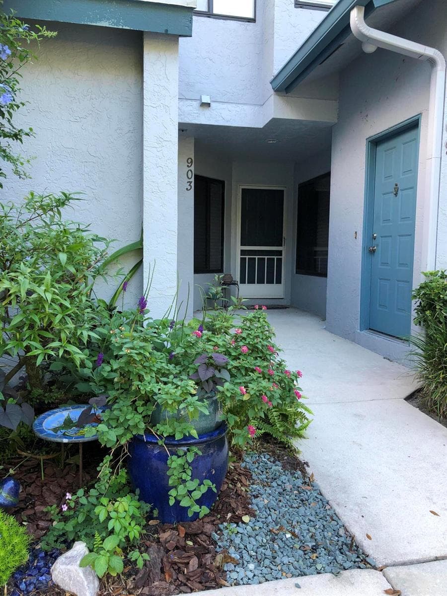 903 Harbour Pointe Way, FL 33413