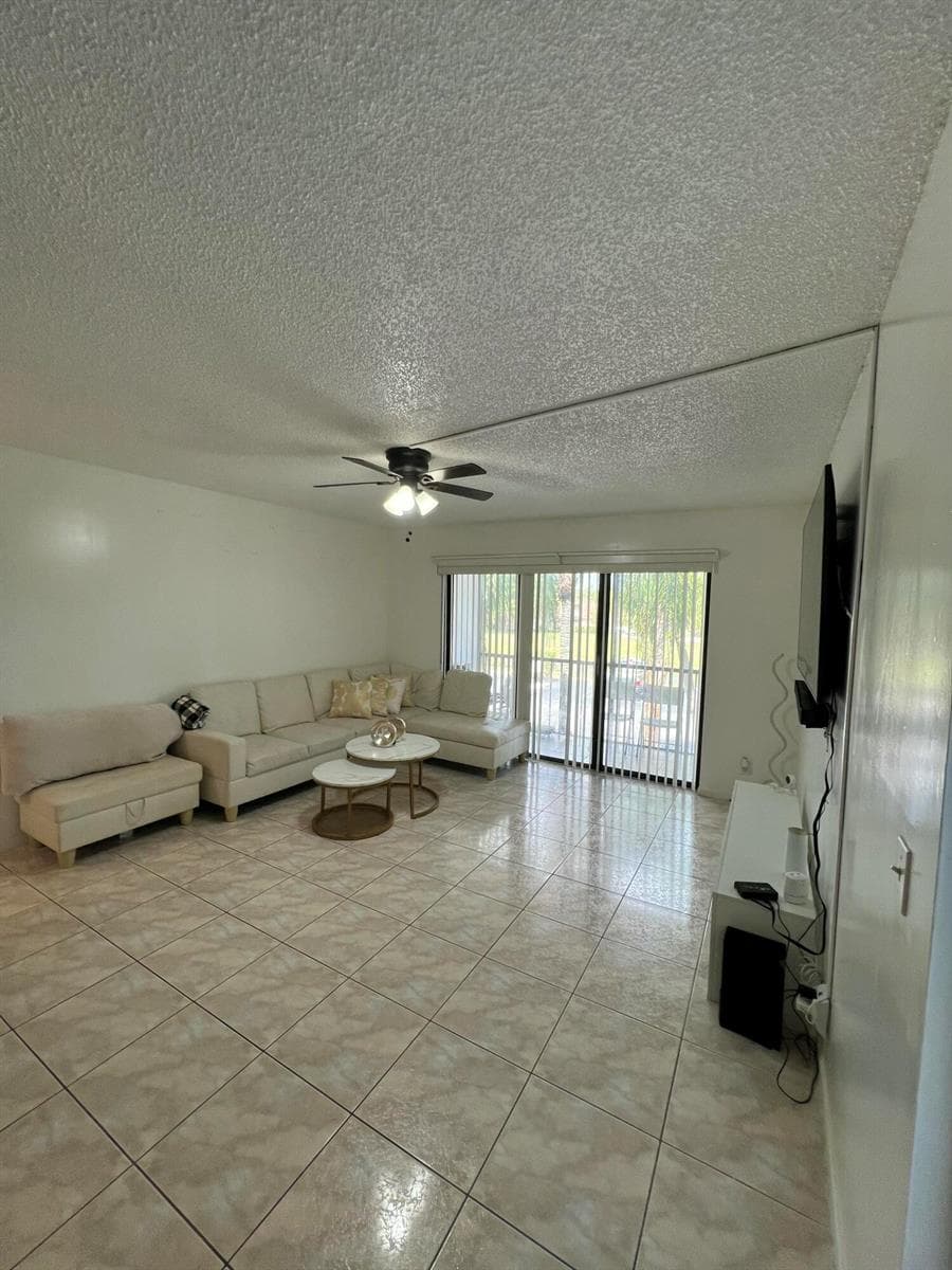 1007 Green Pine Boulevard # D2, West Palm Beach, FL 33409 photo 3