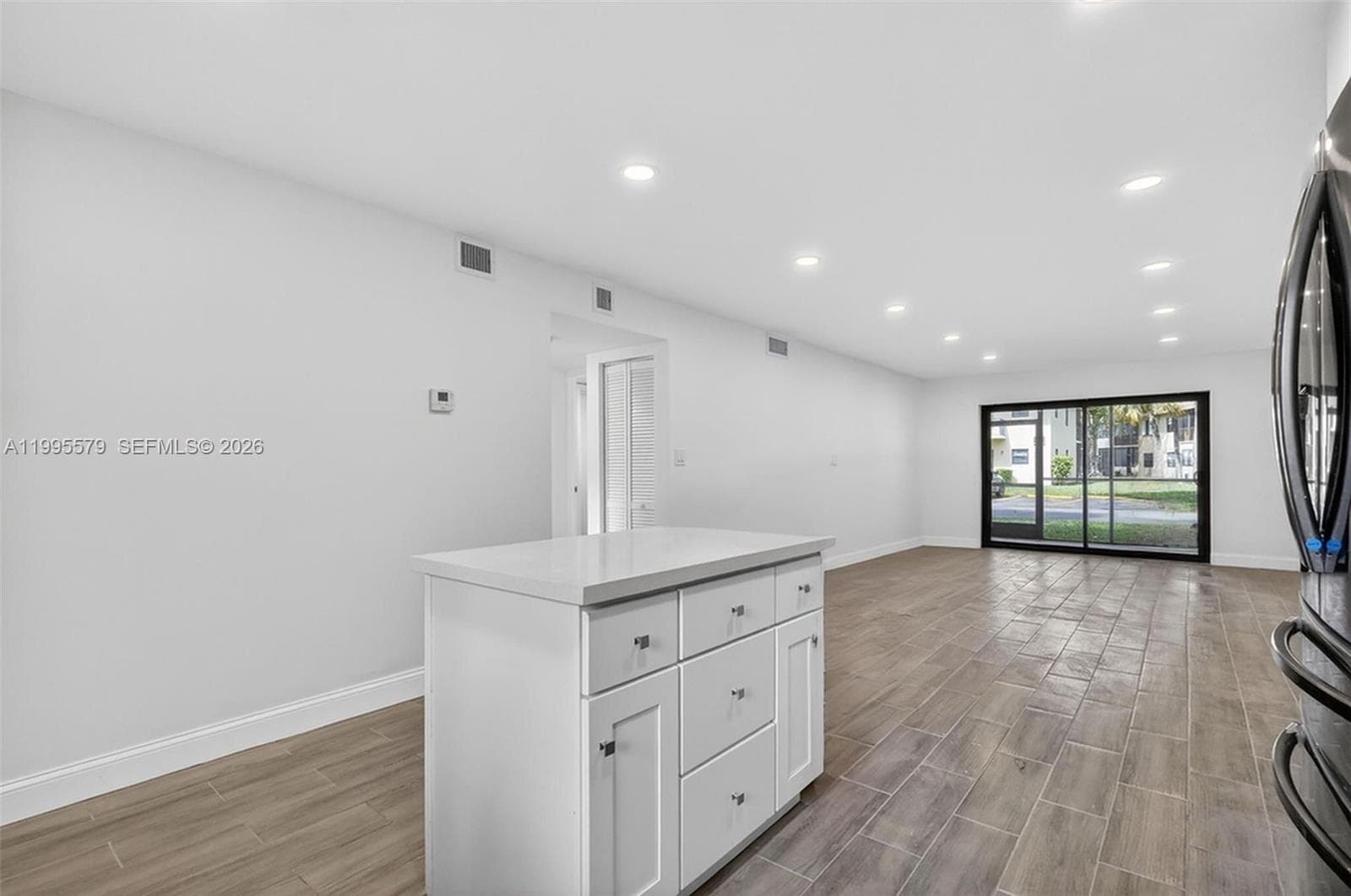 275 Gate Rd # 104, Hollywood, FL 33024 photo 5