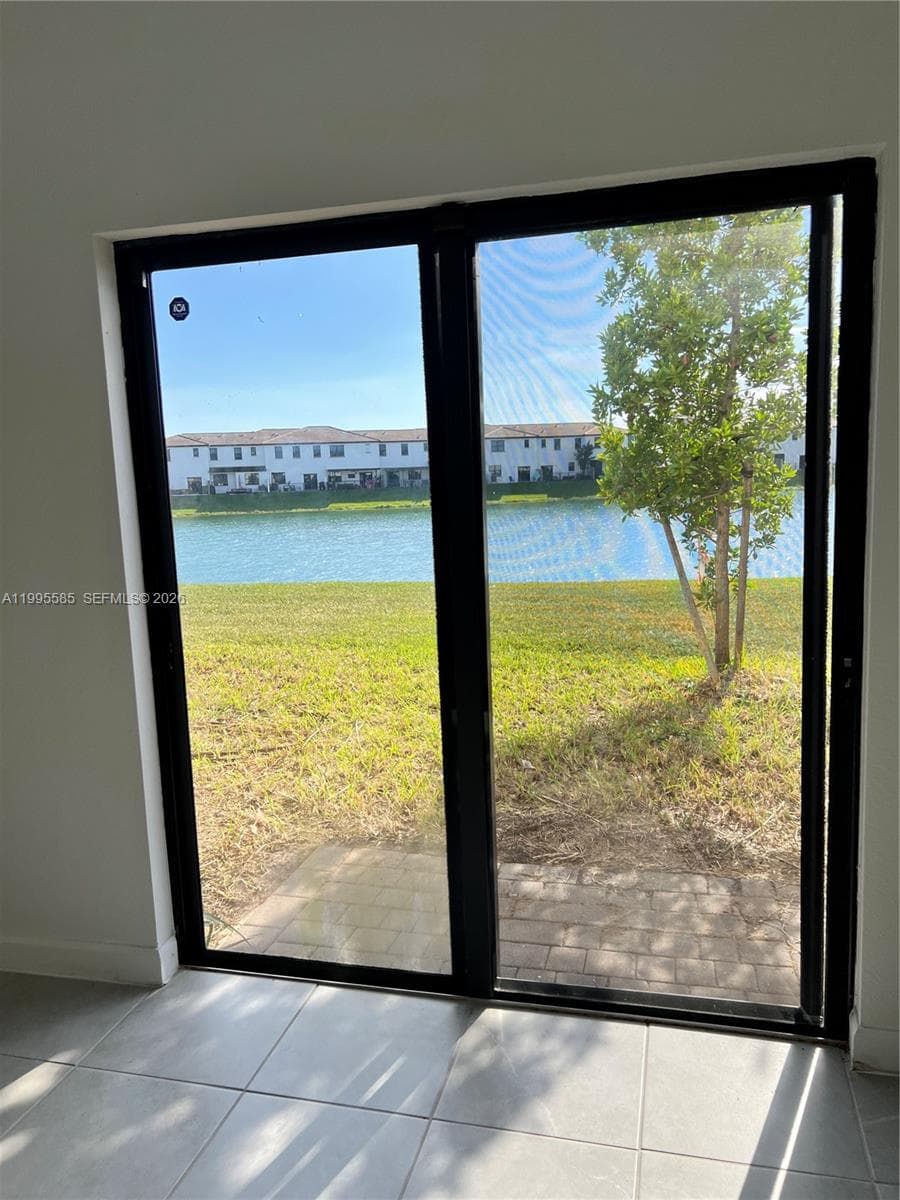 10030 SW 228th Ter, Miami, FL 33190 photo 4