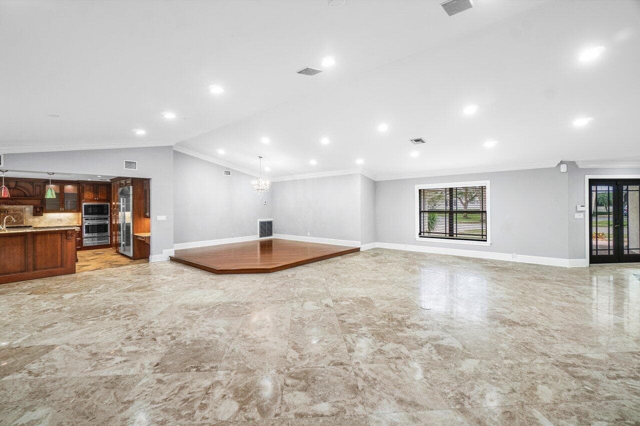 2150 NW 23rd Way, Boca Raton, FL 33431 photo 4