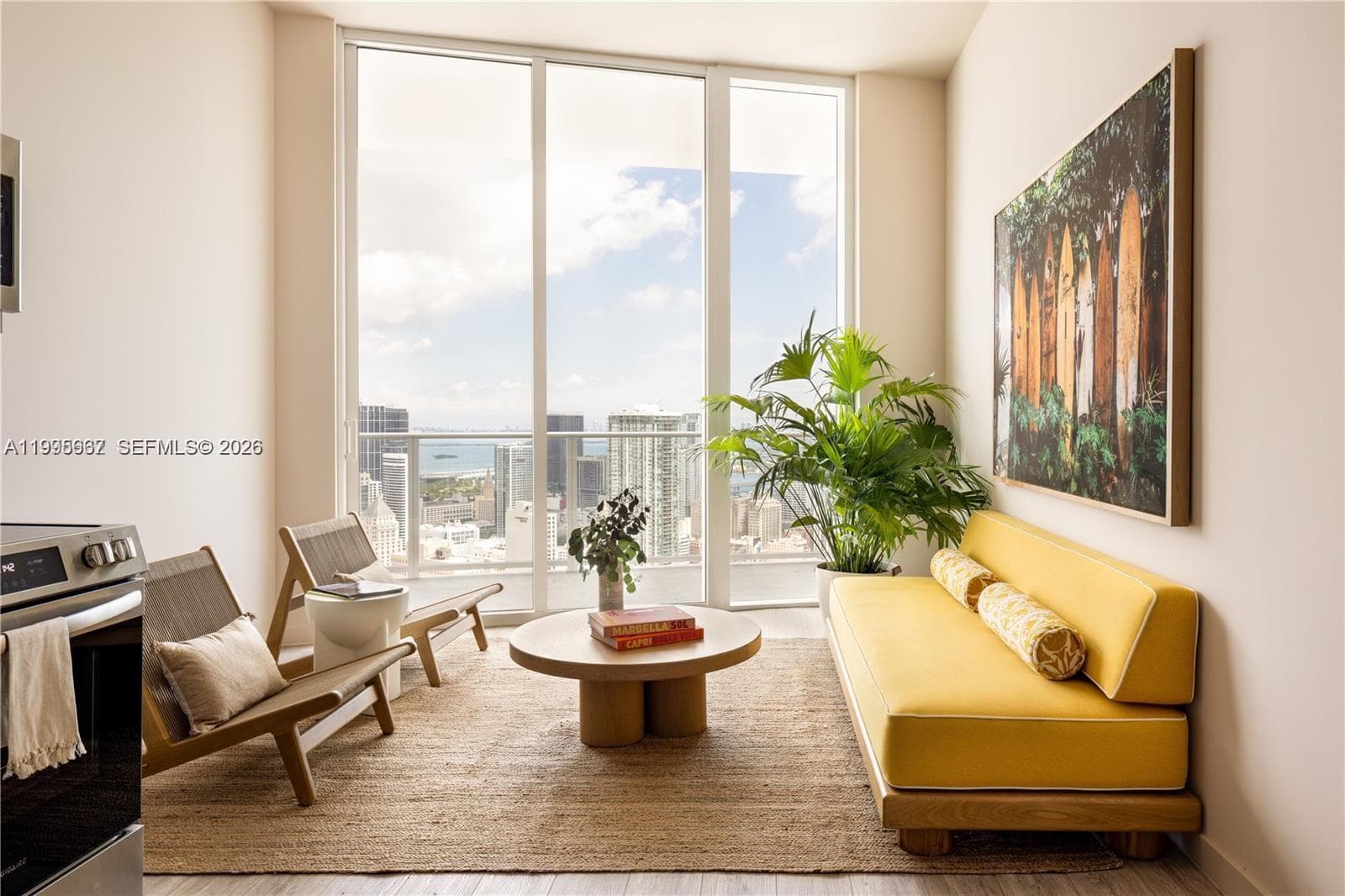 275 SW 6th St # 1110, Miami, FL 33130