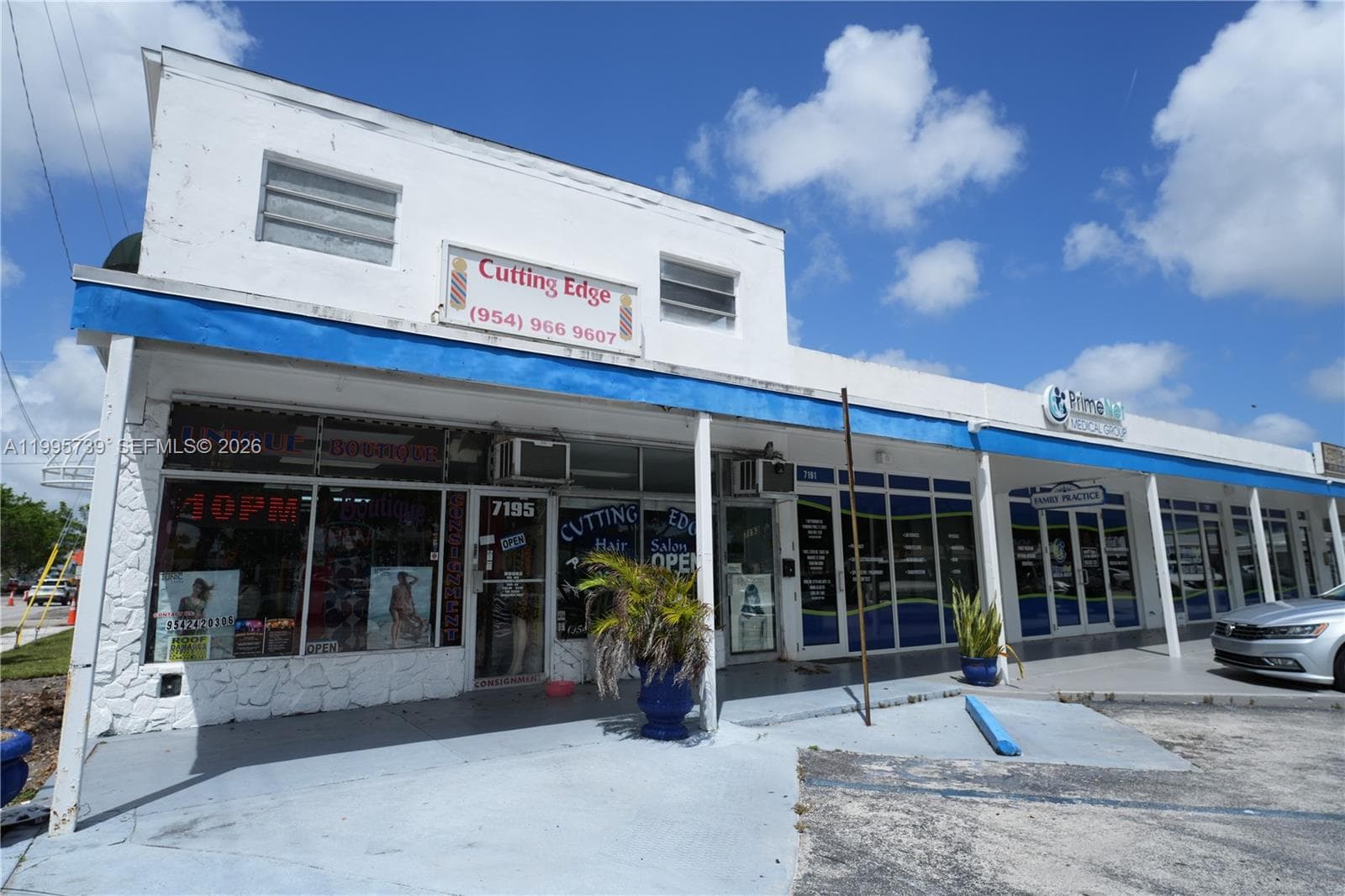 7193-7195 Pembroke Rd, Pembroke Pines, FL 33023