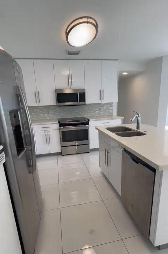 2651 NE 212th Terrace # 107, Miami, FL 33180 photo 2