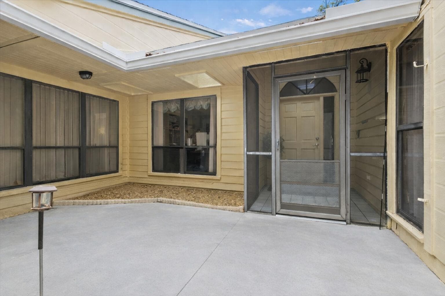 6691 S Pine Court, West Palm Beach, FL 33418 photo 3