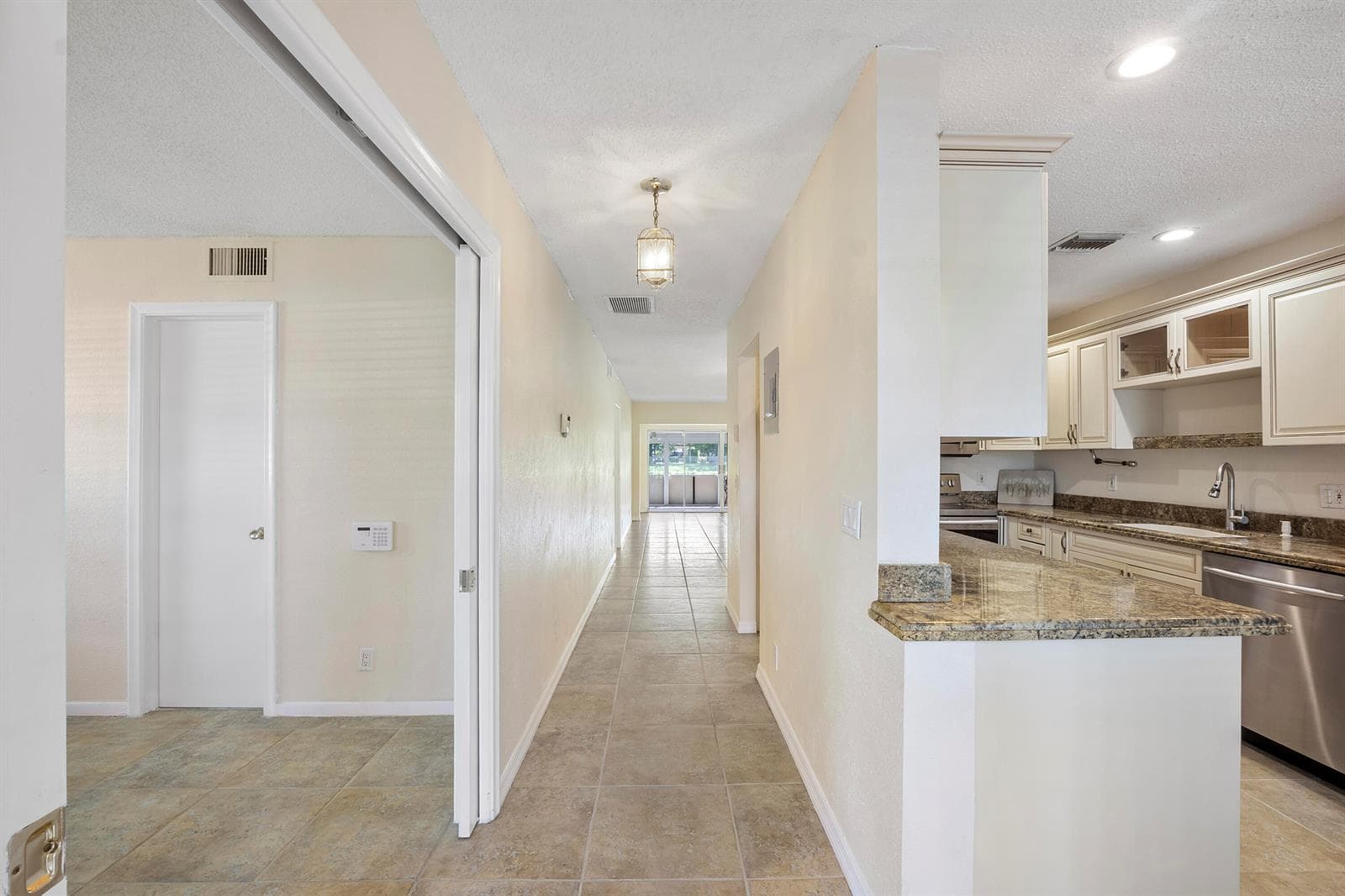 1020 CITRUS Way # 101, Delray Beach, FL 33445 photo 2