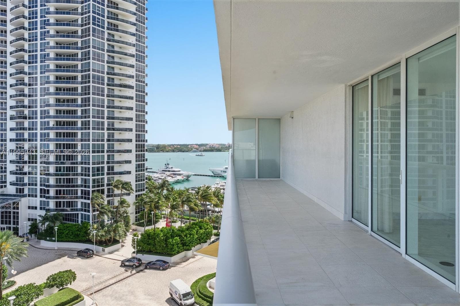 450 Alton Rd # 910, Miami Beach, FL 33139 photo 4