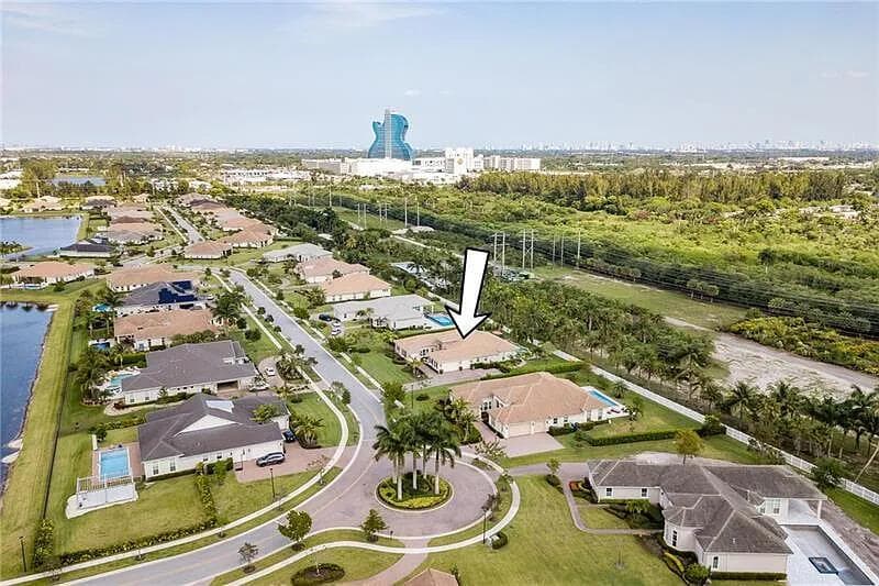 5716 S Sterling Ranch, Davie, FL 33314 photo 4