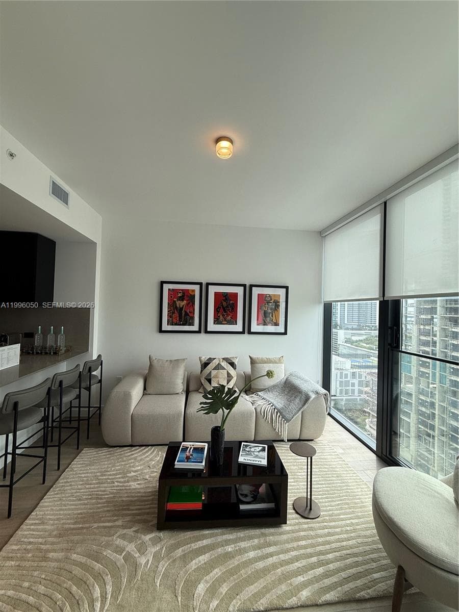 20 NE 11th St # 2909, Miami, FL 33132 photo 4