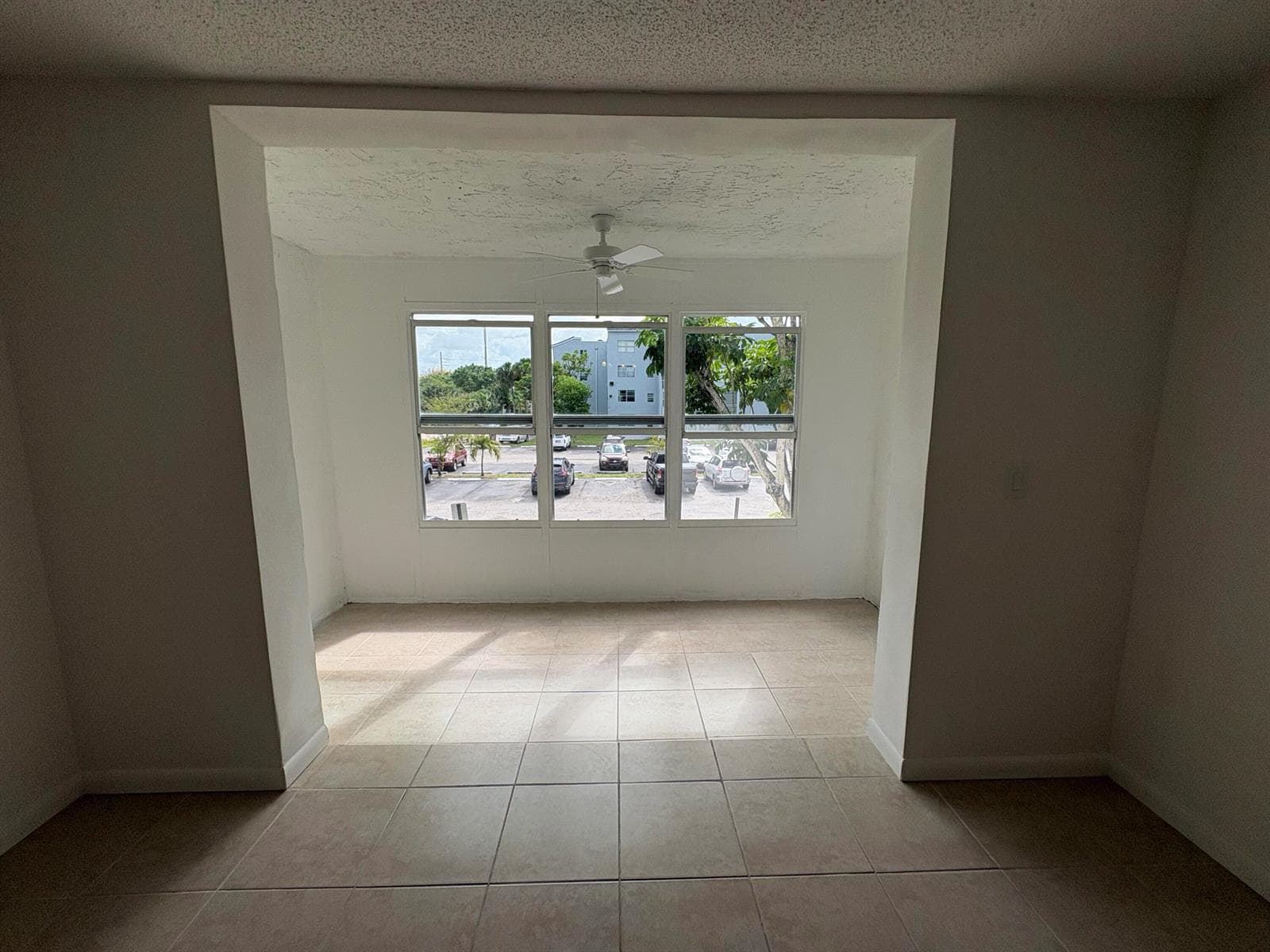 2850 Somerset Drive # 208l, Lauderdale Lakes, FL 33311 photo 5
