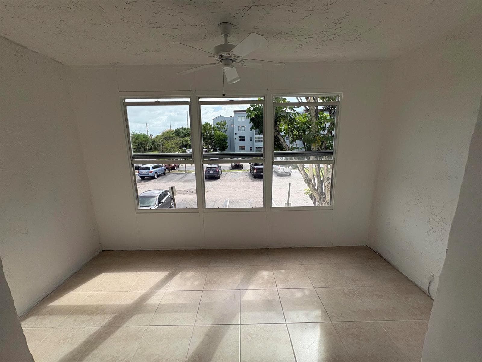 2850 Somerset Drive # 208l, Lauderdale Lakes, FL 33311 photo 4