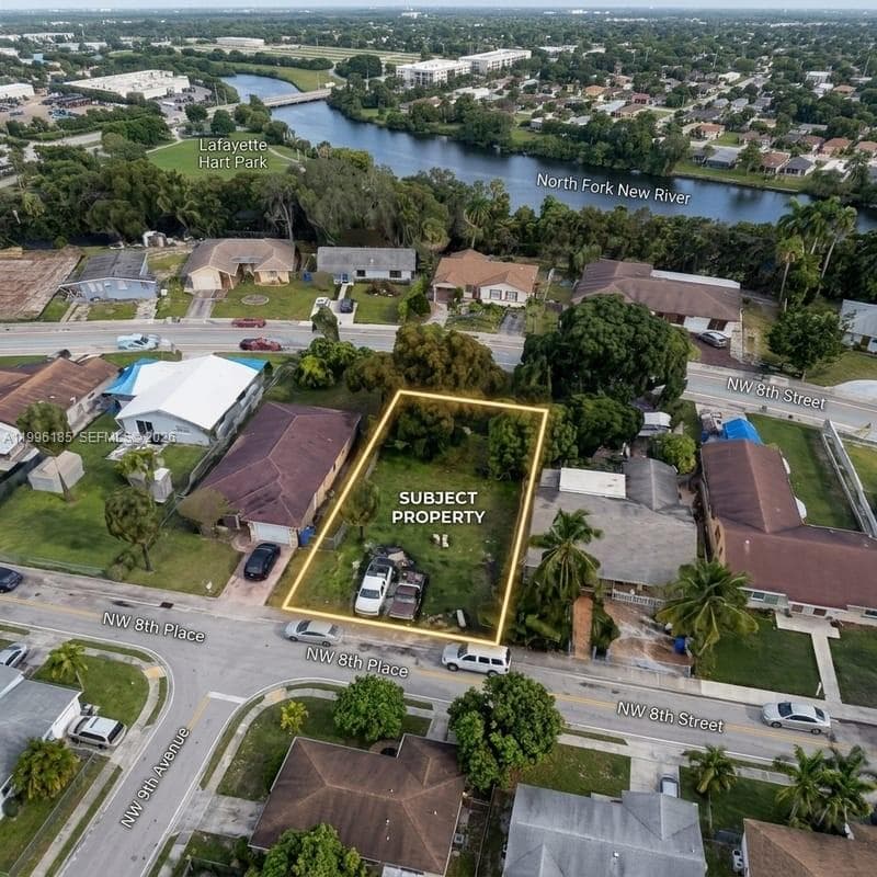 2941 NW 8th Pl, Fort Lauderdale, FL 33311 photo 2