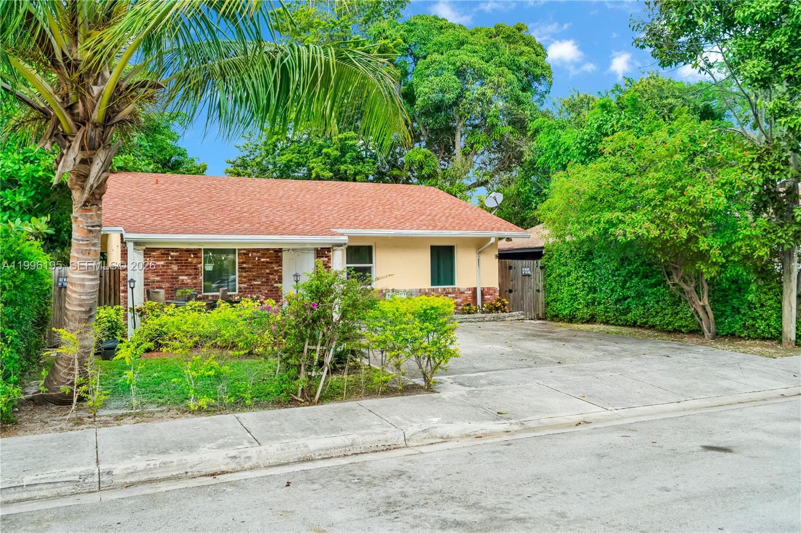 6133 SW 62nd Ter, South Miami, FL 33143 photo 4