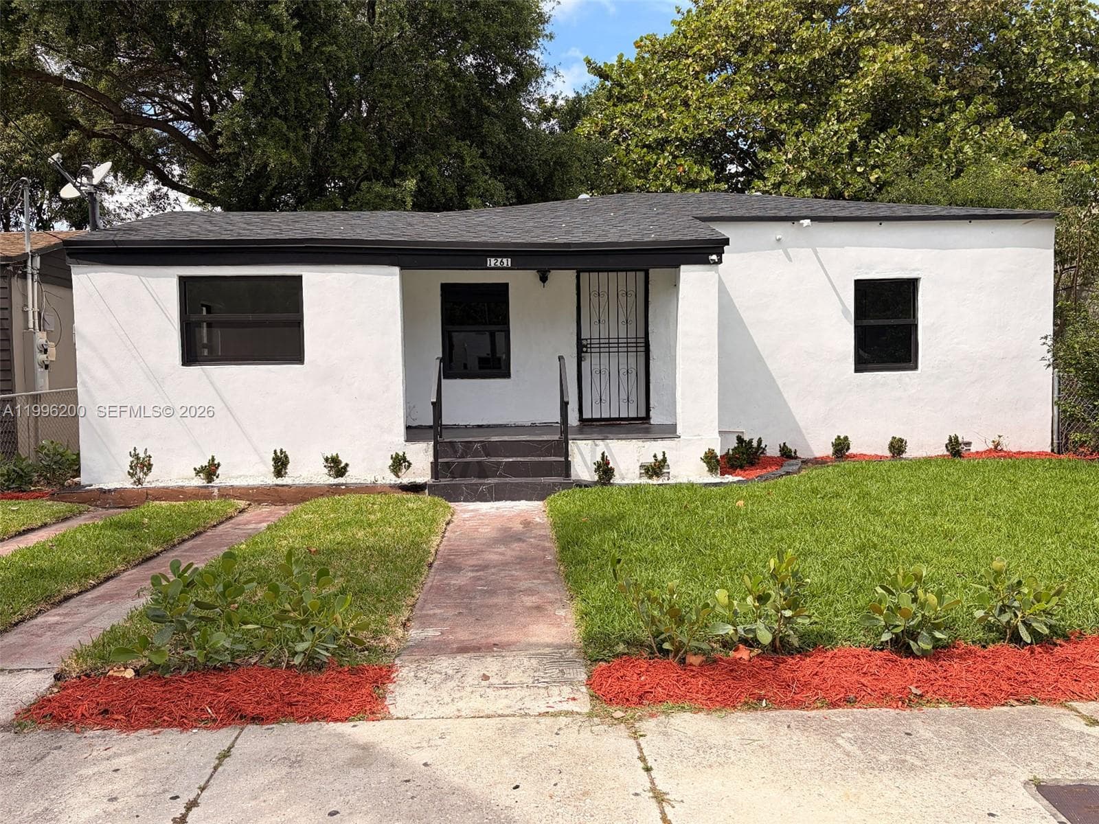 1261 NW 45th St, Miami, FL 33142 photo 3