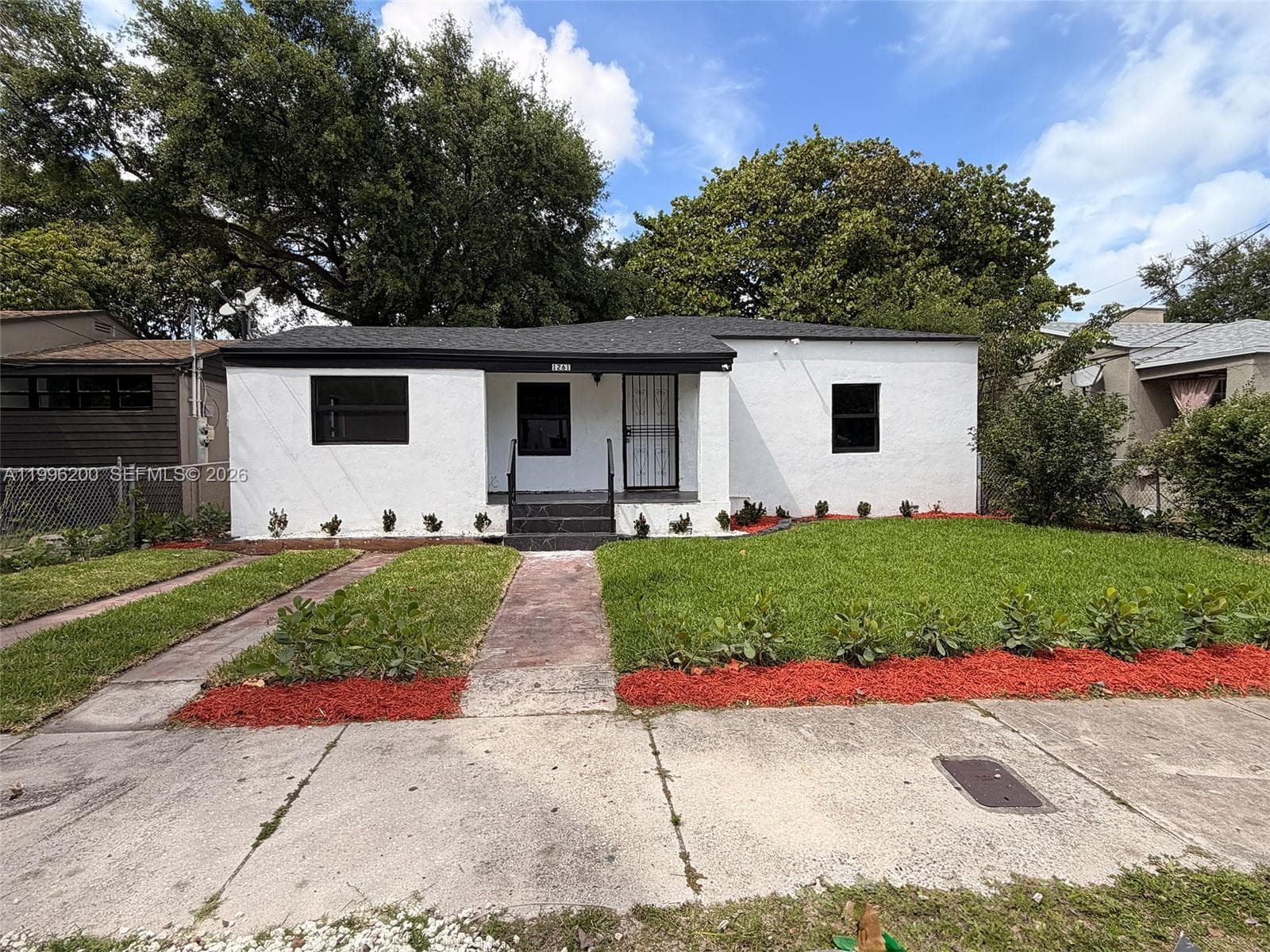 1261 NW 45th St, Miami, FL 33142 photo 4