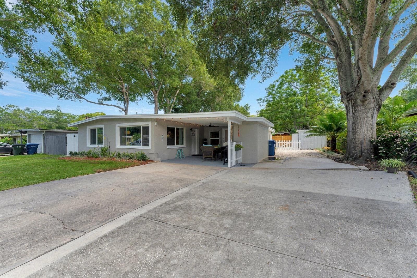 1555 Shirley Place, Largo, FL 33770 photo 3