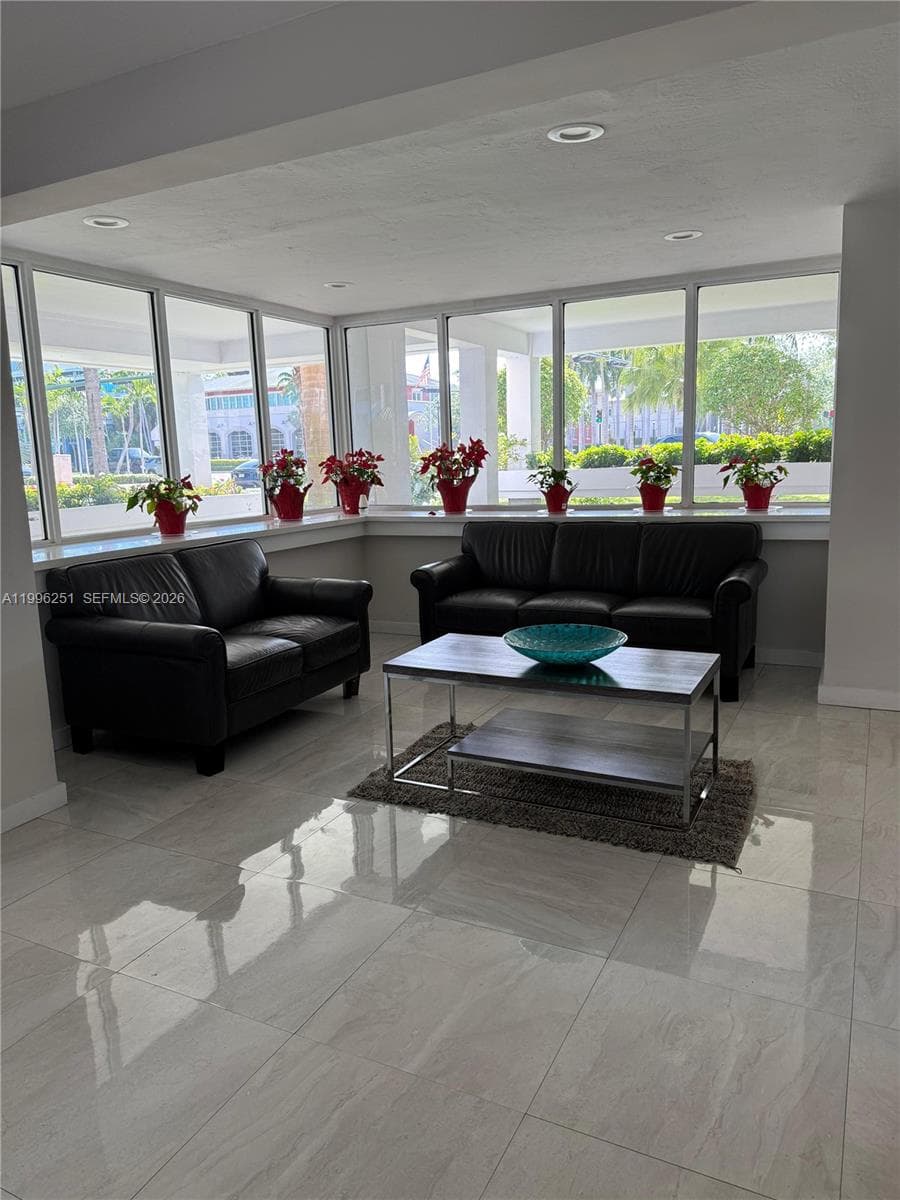 555 Crandon Blvd # 43, Key Biscayne, FL 33149 photo 4