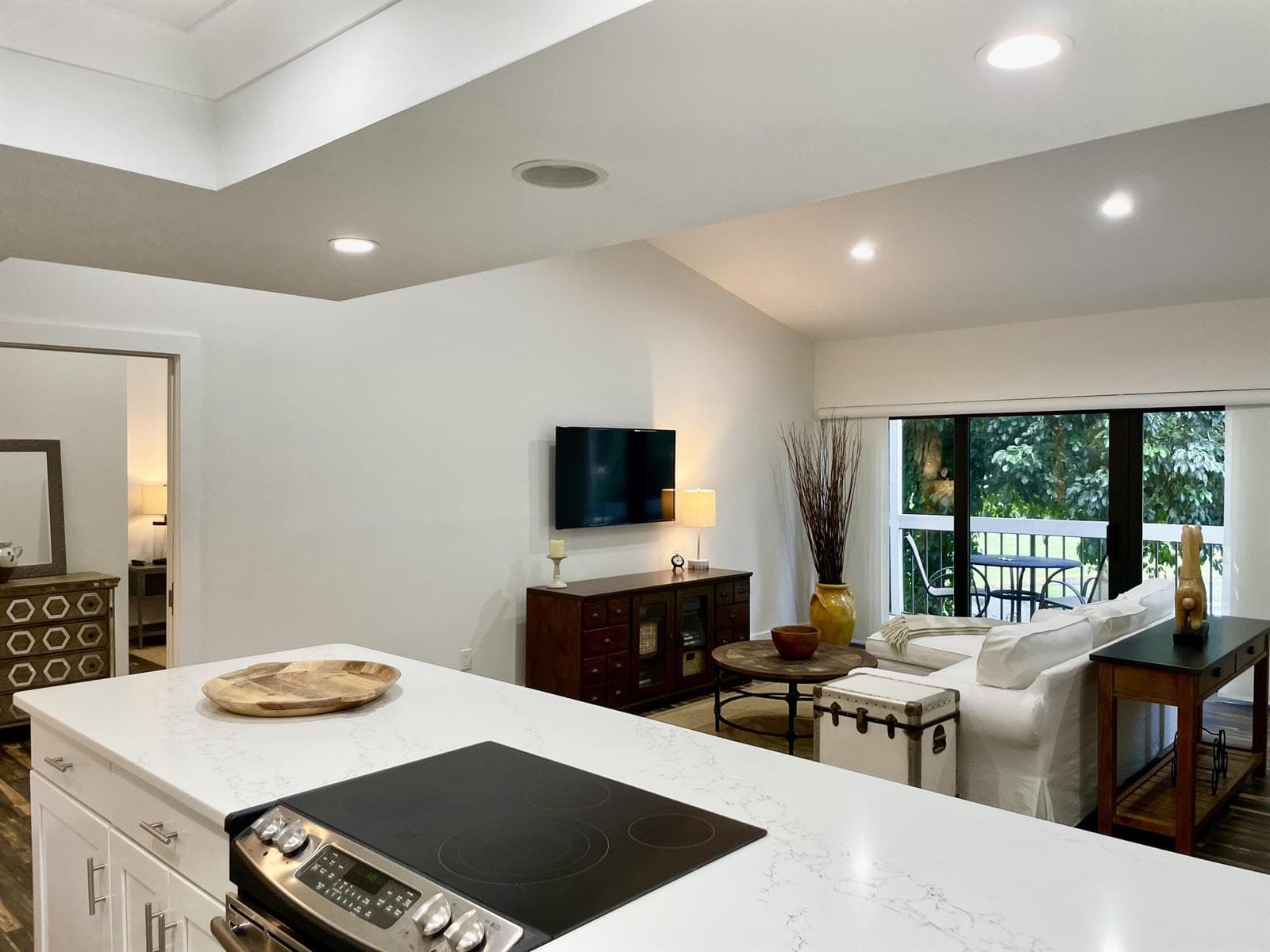 11863 Wimbledon Circle # 546, Wellington, FL 33414 photo 2
