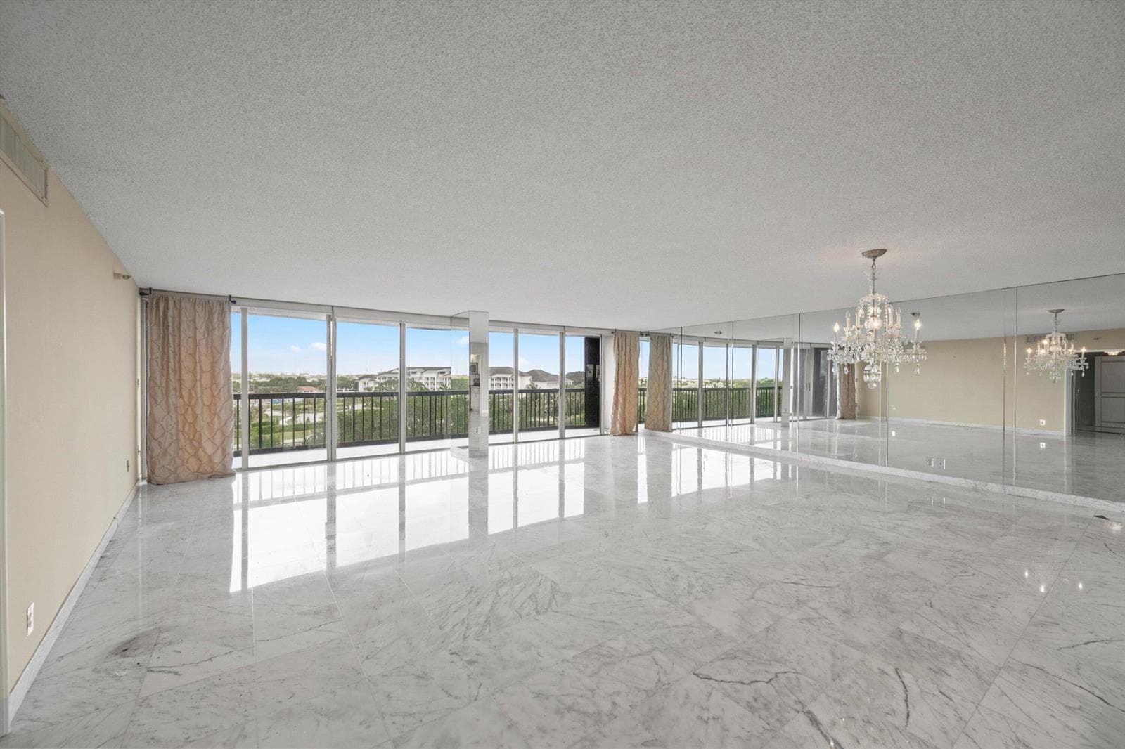 2480 Presidential Way # 704, West Palm Beach, FL 33401 photo 3