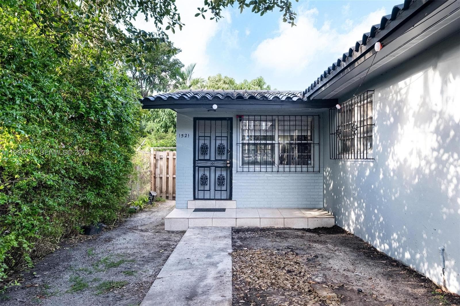 1519 NW 40th St, Miami, FL 33142 photo 5