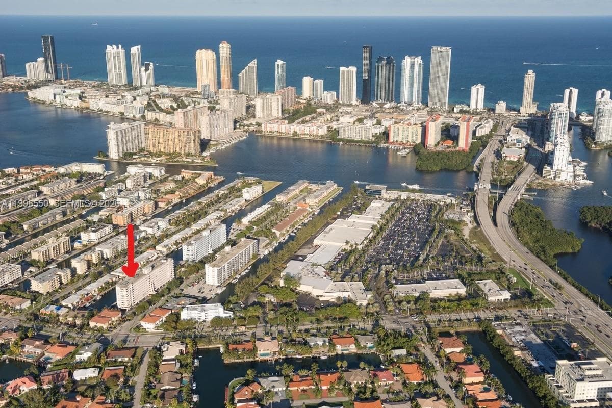 3545 NE 166th St # 306, North Miami Beach, FL 33160
