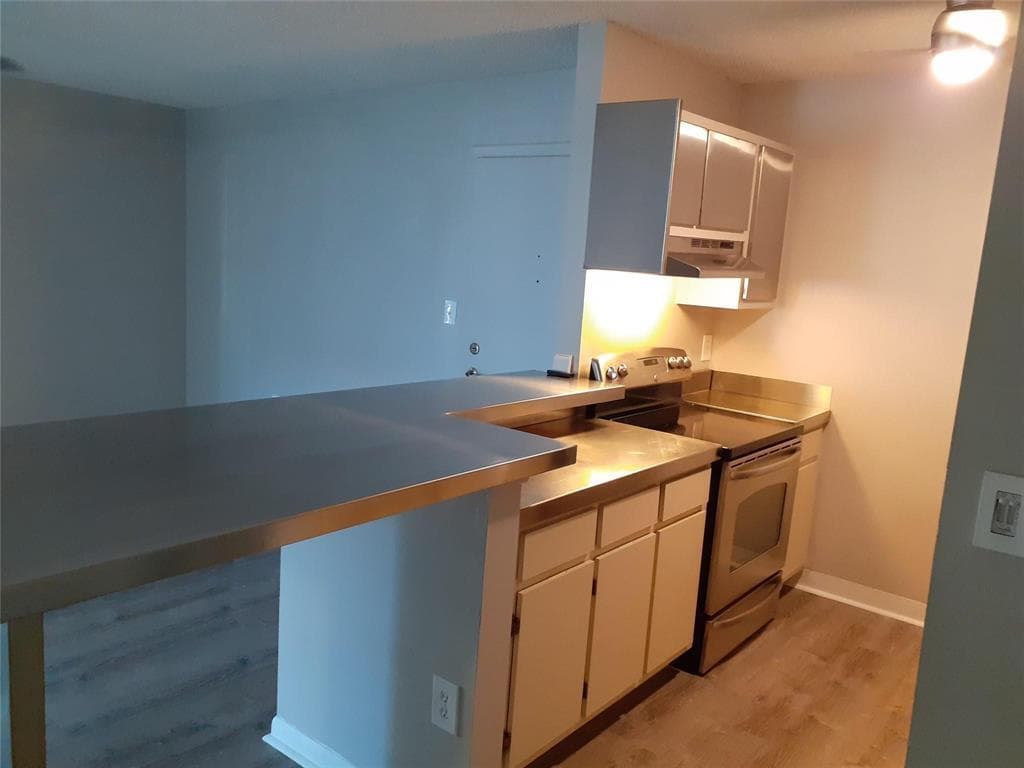 9425 S Belfort Circle # 104, Tamarac, FL 33321 photo 3