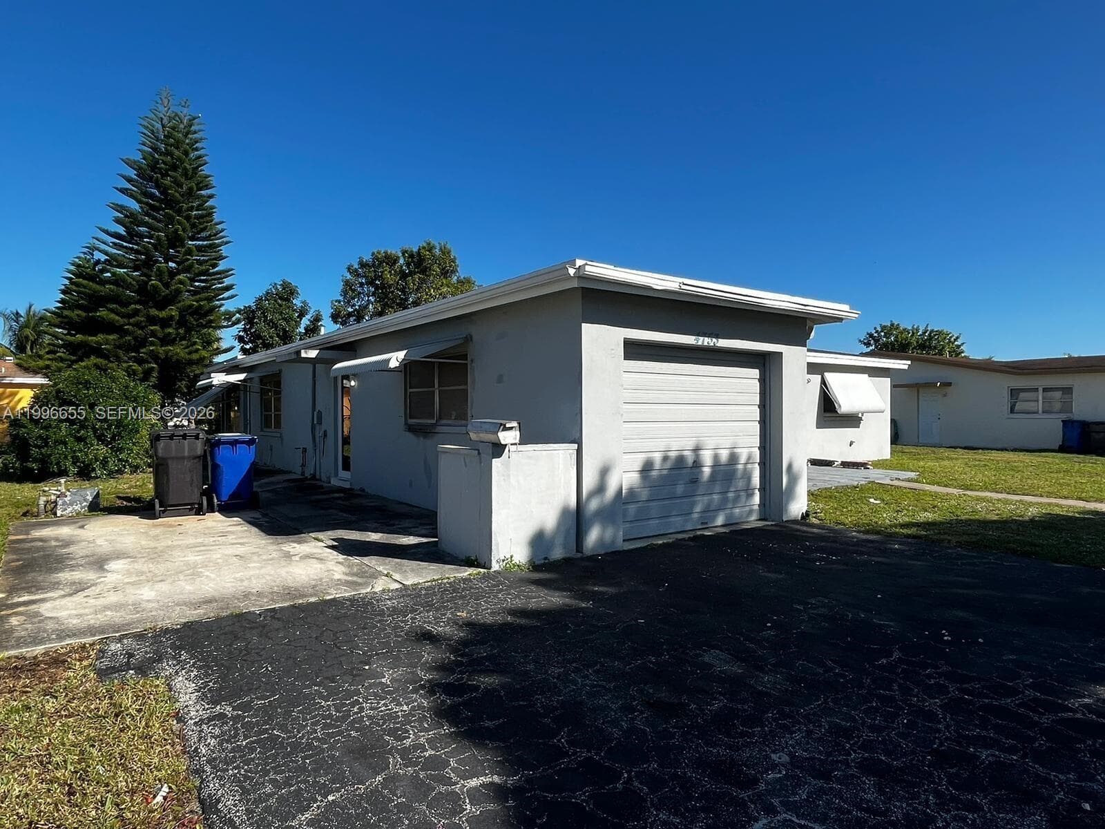 4753 NW 41st St, Lauderdale Lakes, FL 33319 photo 2