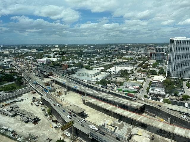 20 NE 11 st # 3301, Miami, FL 33132 photo 3