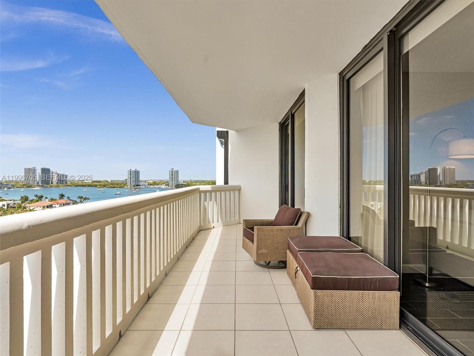 2000 Island Blvd # 1203, Aventura, FL 33160 photo 3