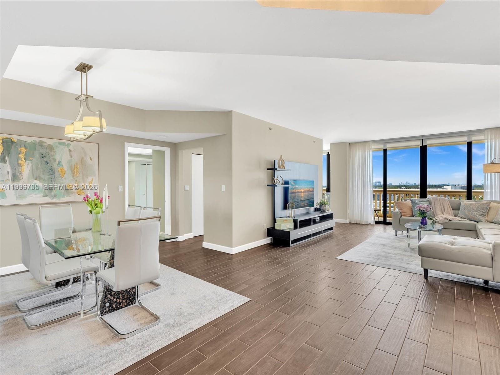 2000 Island Blvd # 1203, Aventura, FL 33160 photo 5