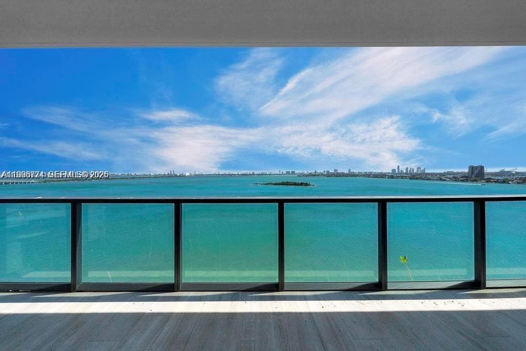 788 NE 23rd St # 1402, Miami, FL 33137 photo 2