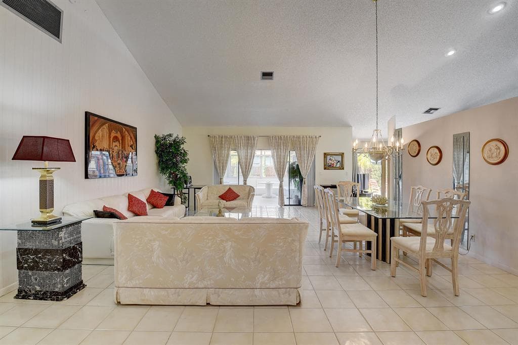 9565 El Clair Ranch Road, Boynton Beach, FL 33437 photo 5
