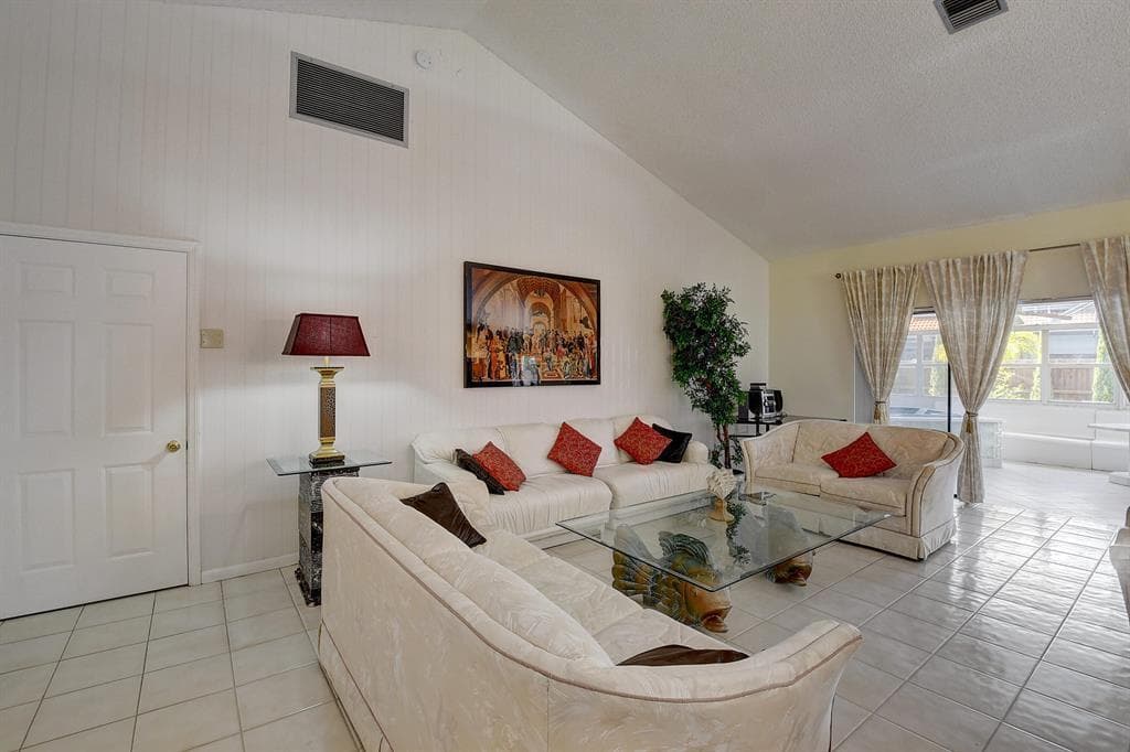 9565 El Clair Ranch Road, Boynton Beach, FL 33437 photo 4