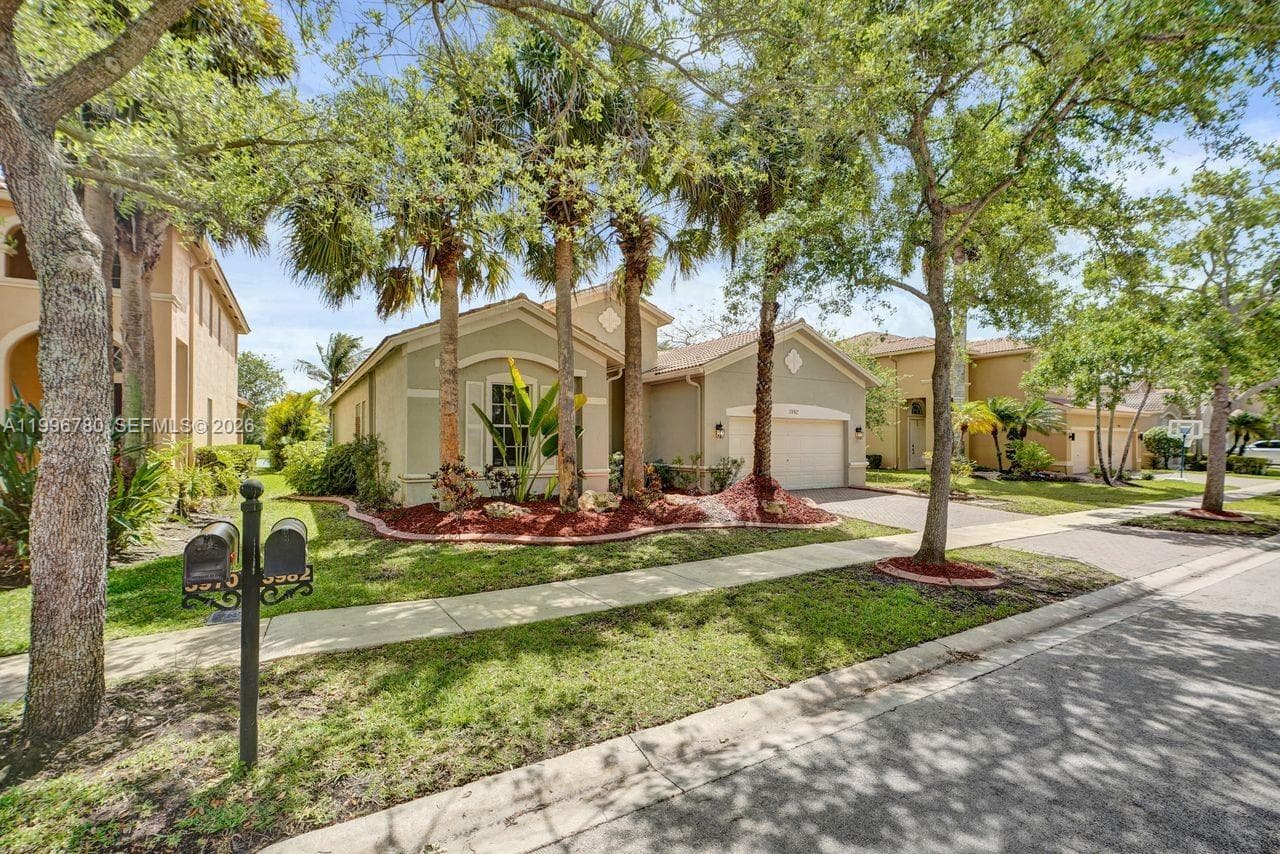 3982 W Whitewater Ave, Weston, FL 33332 photo 2
