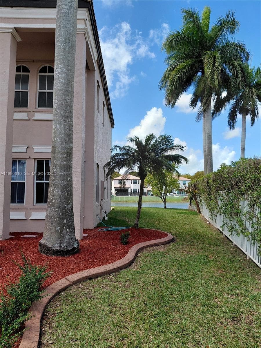 16863 SW 50th St, Miramar, FL 33027 photo 3