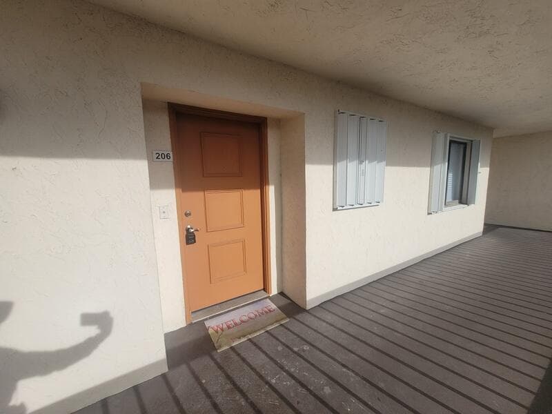 5917 Via Vermilya # 206, Lake Worth, FL 33462 photo 5