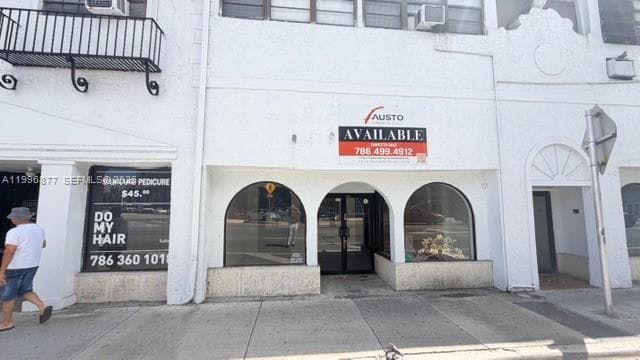 2606 SW 8th St, Miami, FL 33135