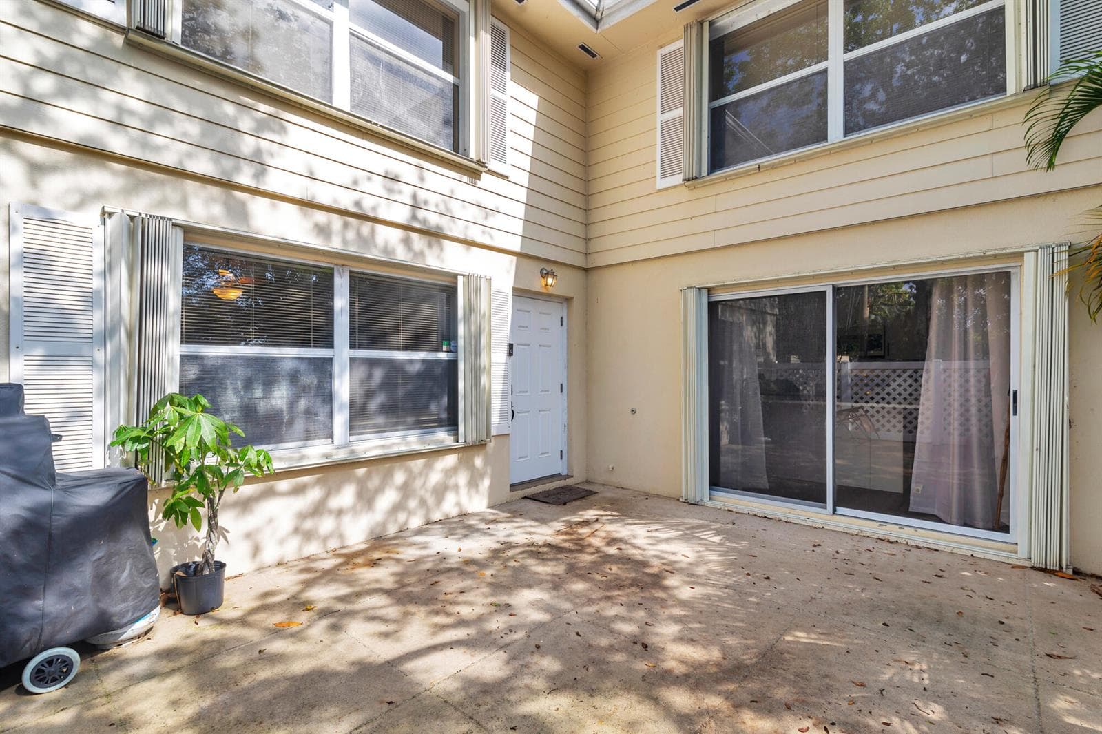 8142 Bridgewater Court # 42c, Lake Clarke Shores, FL 33406 photo 2