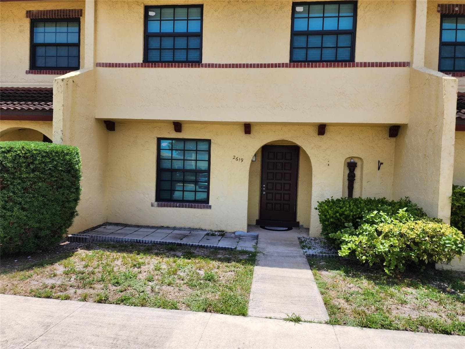 2619 NW 47th Lane, Lauderdale Lakes, FL 33313 photo 2