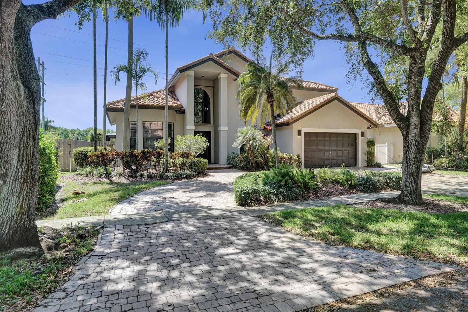 10650 Paris Street, Cooper City, FL 33026 photo 2