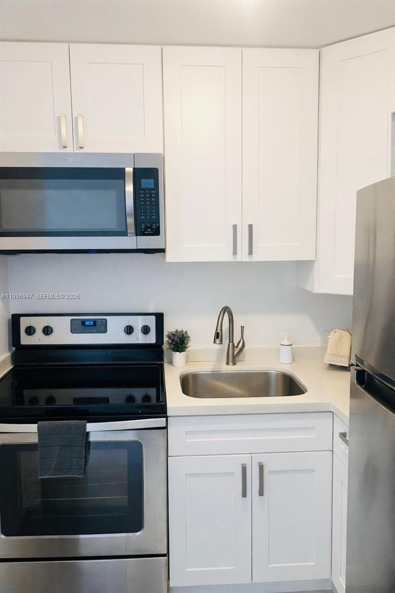 7904 West Dr # 109, North Bay Village, FL 33141
