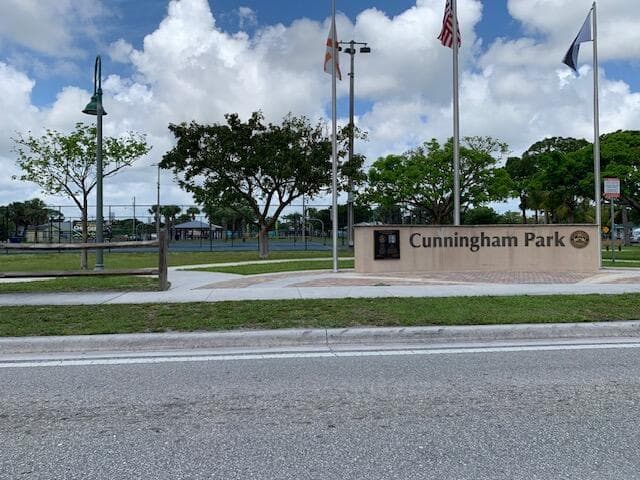 2840 Avenue S, West Palm Beach, FL 33404 photo 2