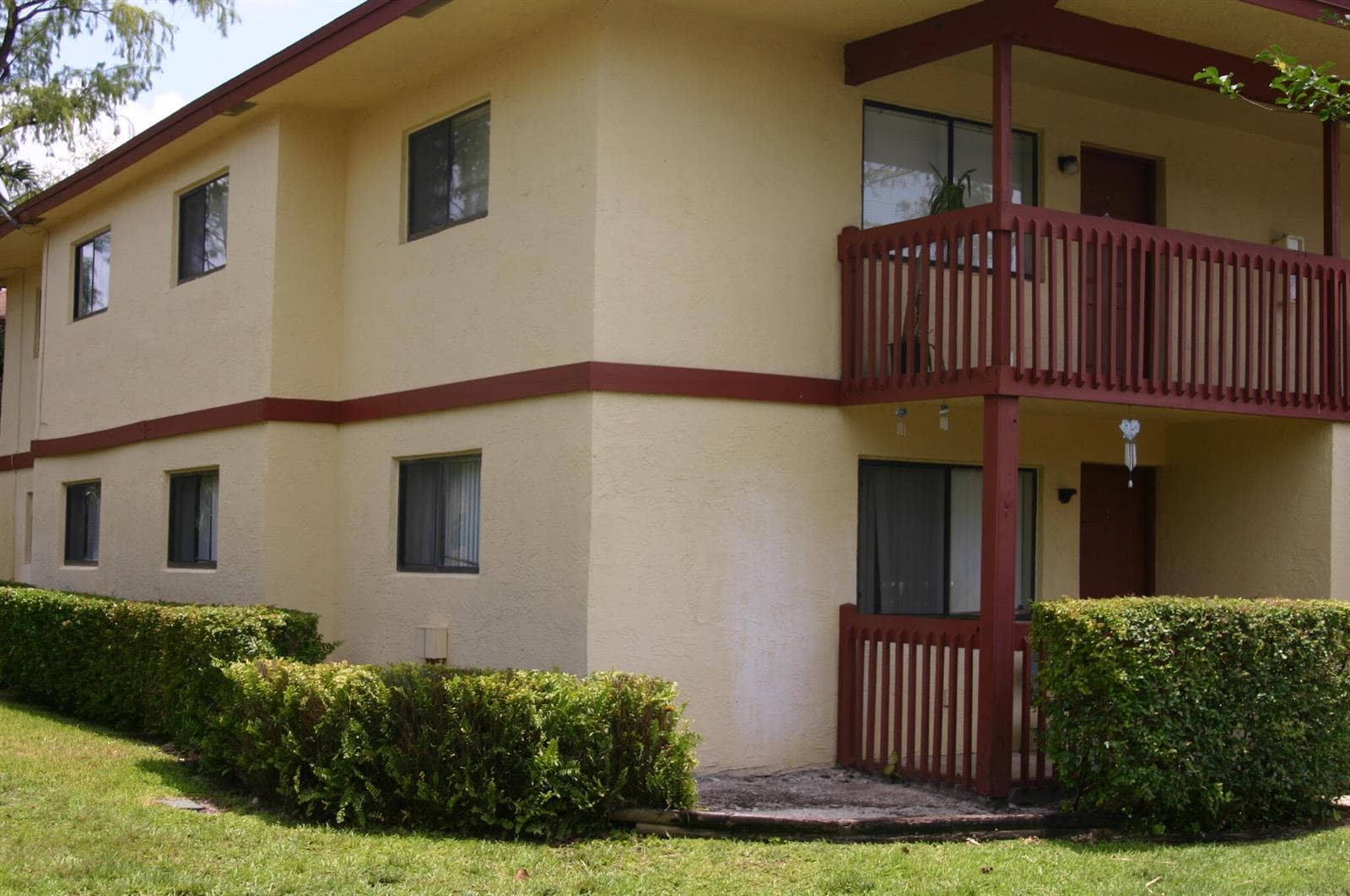 2070 NW 43rd Terrace # Apt 3, Lauderhill, FL 33313 photo 2