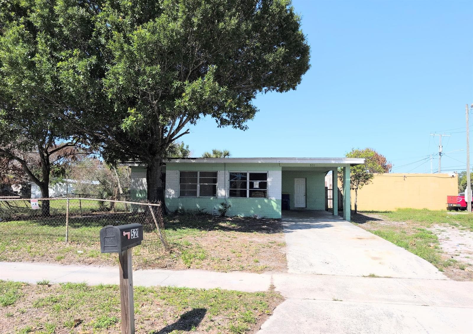 521 N 22nd Street, Fort Pierce, FL 34950 photo 2