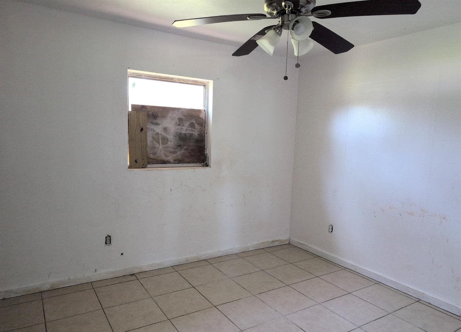 521 N 22nd Street, Fort Pierce, FL 34950 photo 3