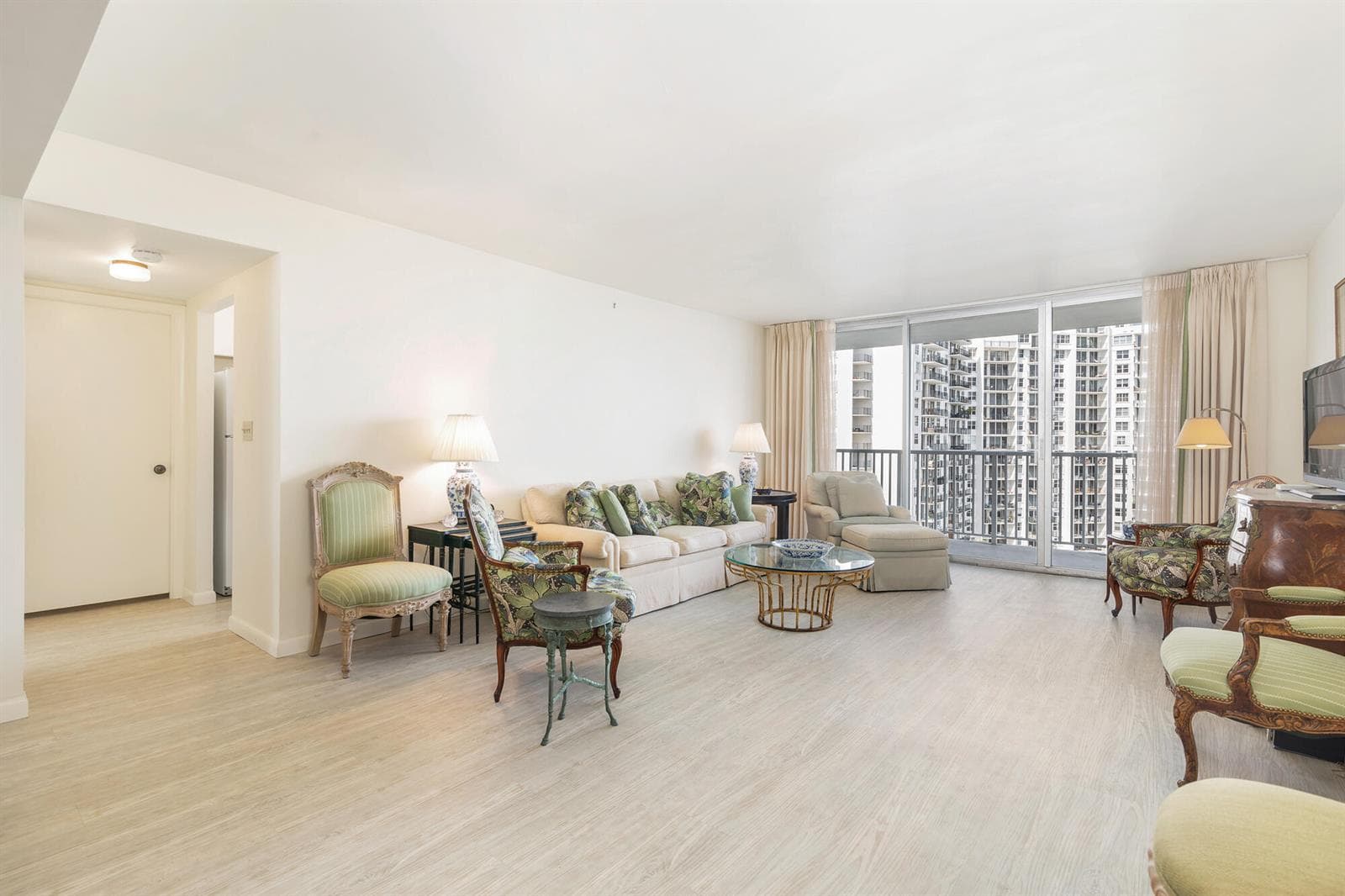 1801 S Flagler Drive # 1105, West Palm Beach, FL 33401 photo 2